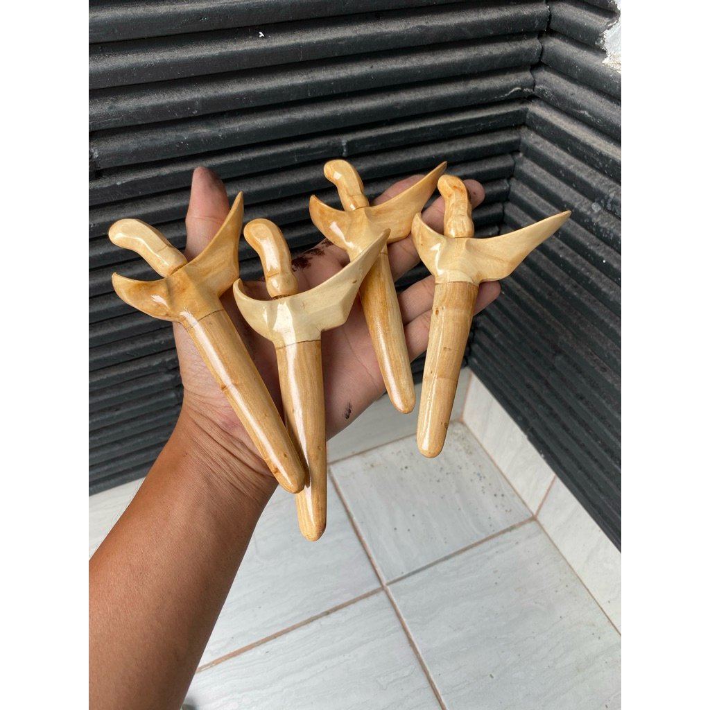 warangka patrem kayu cendana panjang 11cm iras sambung lubang bor