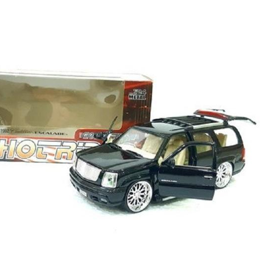 Diecast Mobil Cadillac Escalade 2002 Welly 1/24 Hot Rider Series Koleksi mainan