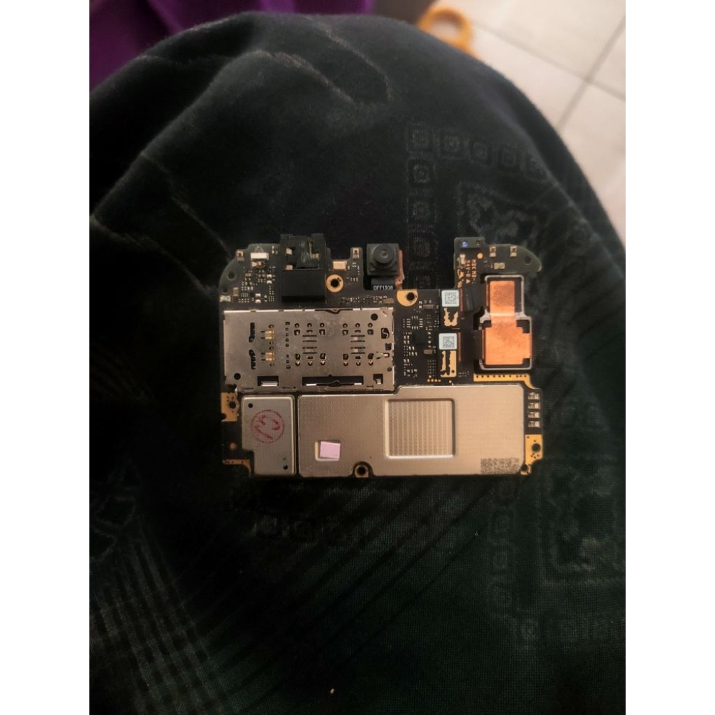 mesin redmi 7 ram 4/64 normal siap pakai