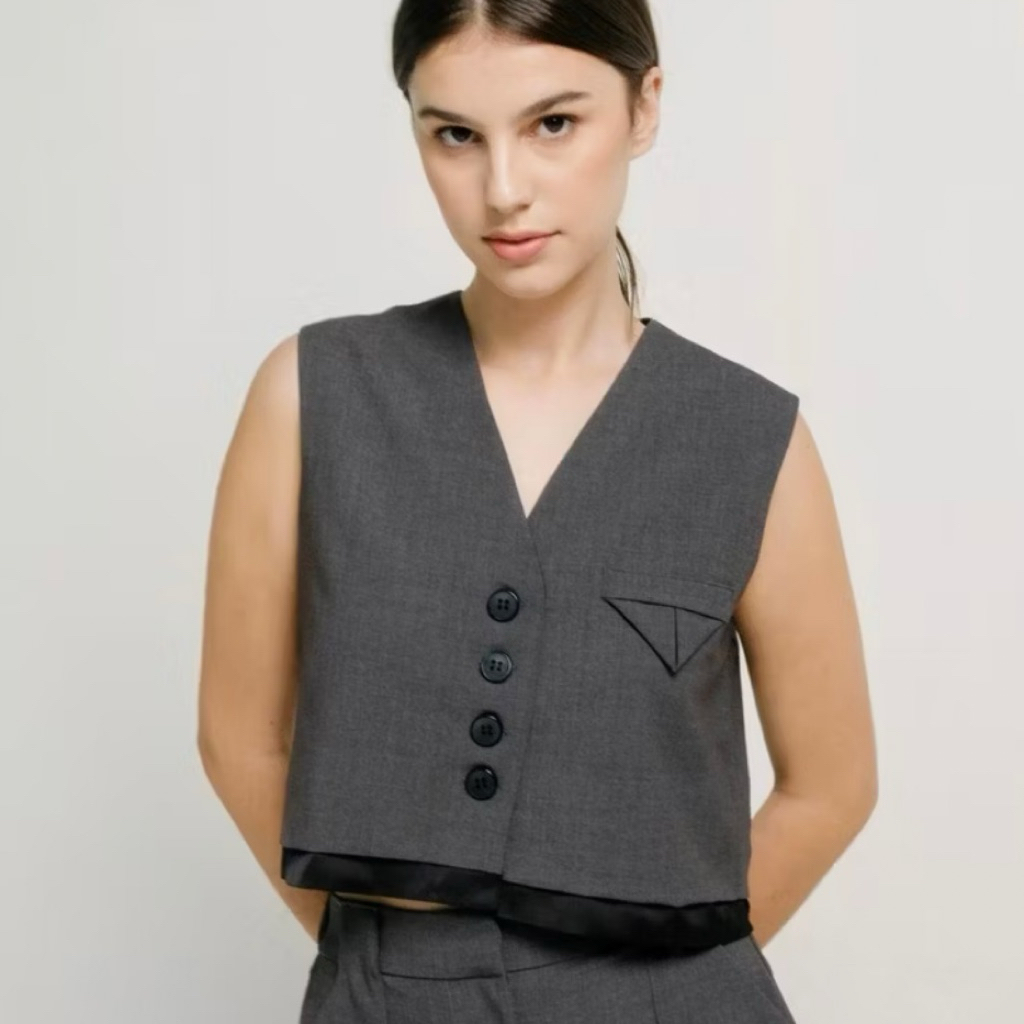 Josephine Anni - Matthew Vest | LUME Preloved