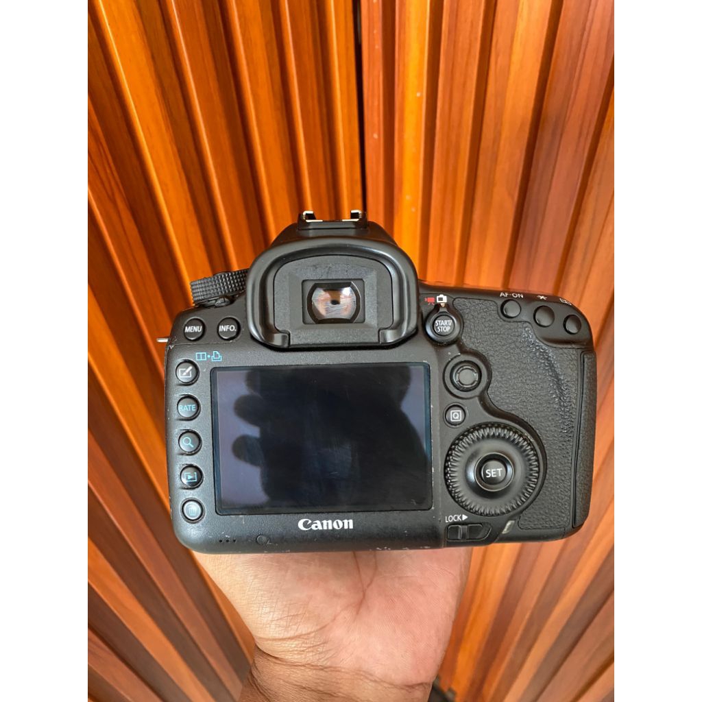 CANON EOS 5D MARK III