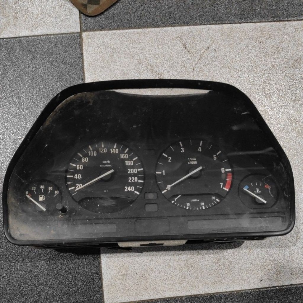 speedometer bmw e34 520i 530i original