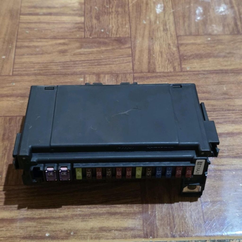 Relay integrasi relay pusat relay fuse box honda jazz rs mobilio brio hrv asli