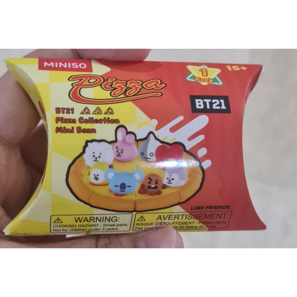 Miniso BT21 Pizza Mini Bean Mainan Figure Pajangan Karakter BT21