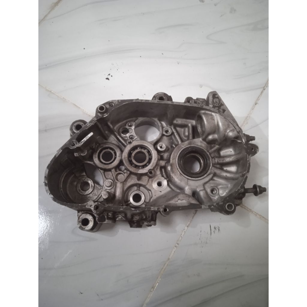 crangkes crankcase krengkes KANAN Yamaha fizr poswan forceone original