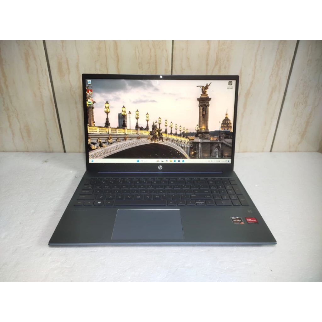 B111 Laptop HP pavilion 15-EH1052WM Ram 8gb SSD 512gb AMD Ryzen 5-5500U FullHD
