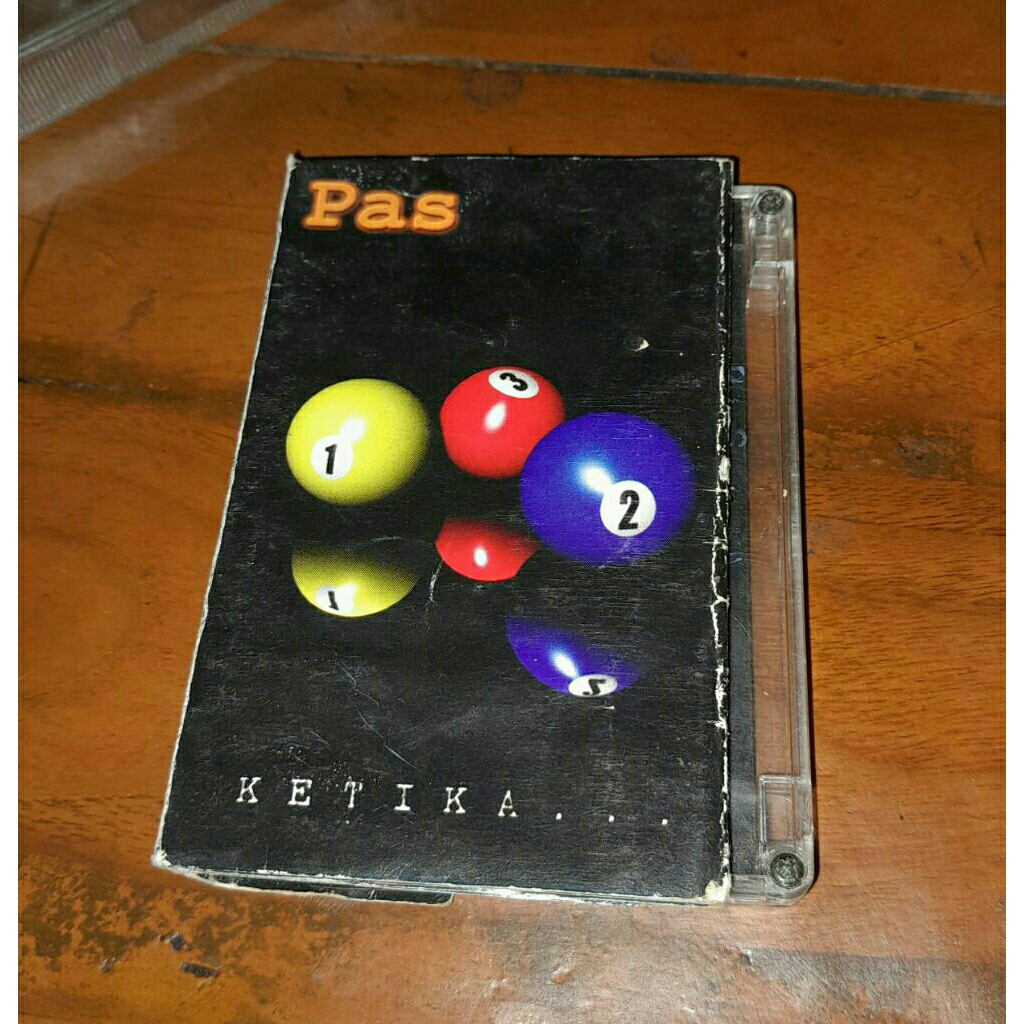 Kaset pita Pas band Ketika