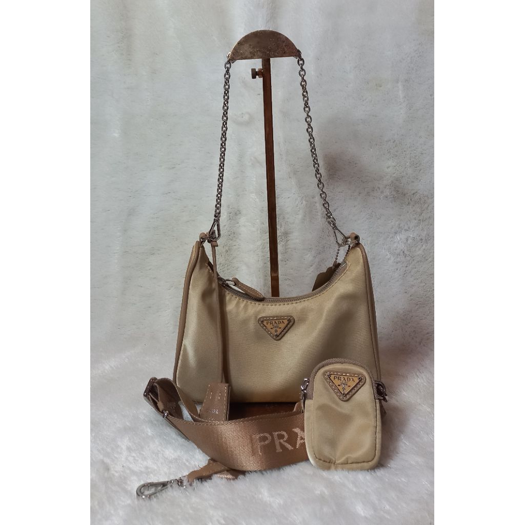 Preloved Second Tas Prada* Predong Re Edition Sling Bag