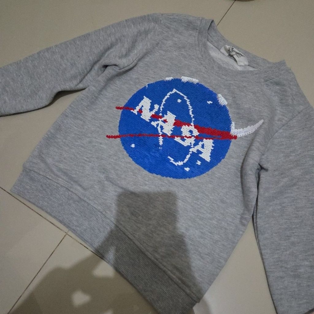 Baju lengan panjang anak pria NASA brand H&M original counter (preloved) size  4-6y