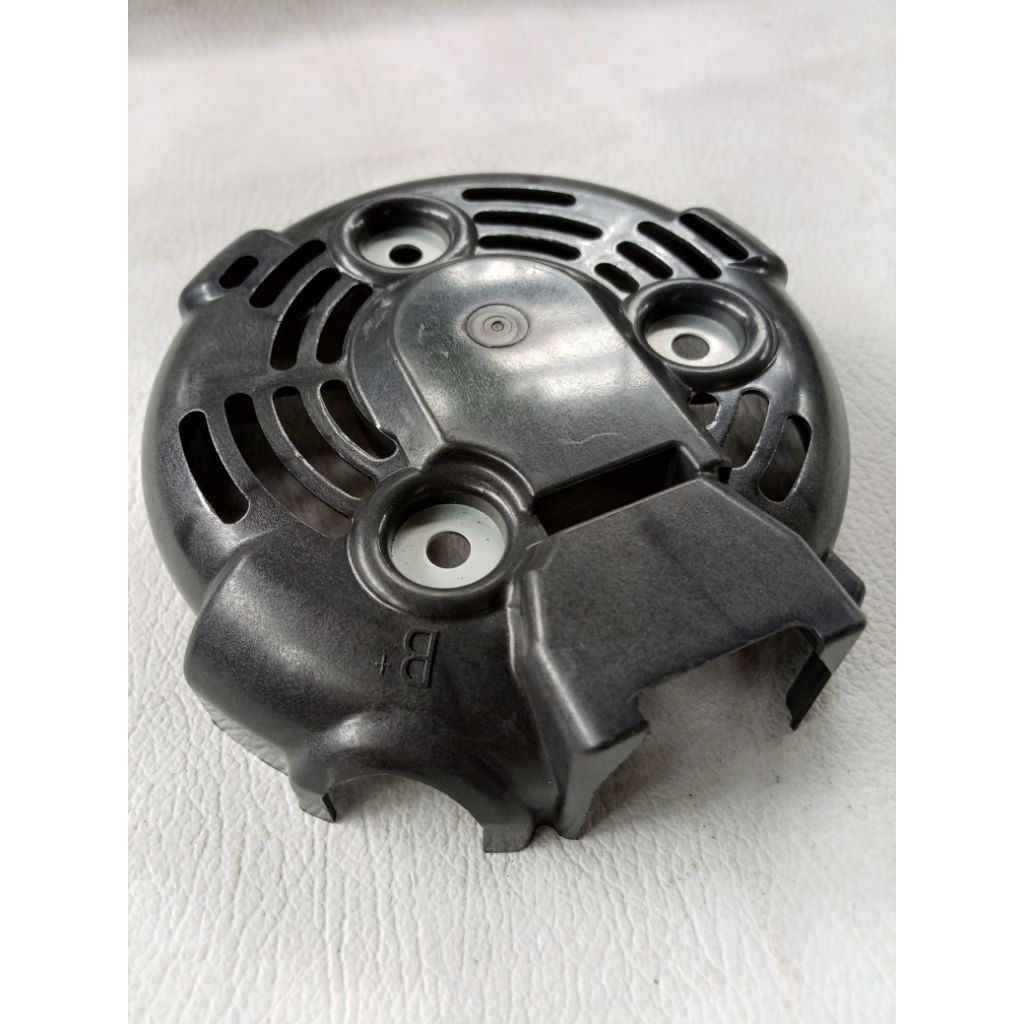 Tutup Belakang Alternator Mobil Toyota