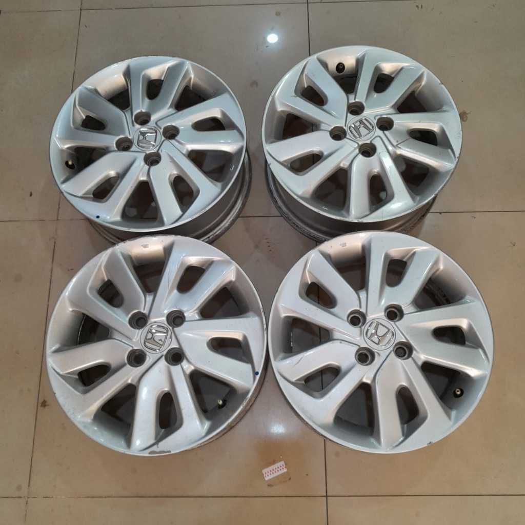 Velg Mobil Bekas Std Honda Mobilio Ring 15 x5,5 Et53 Pcd 4x100
