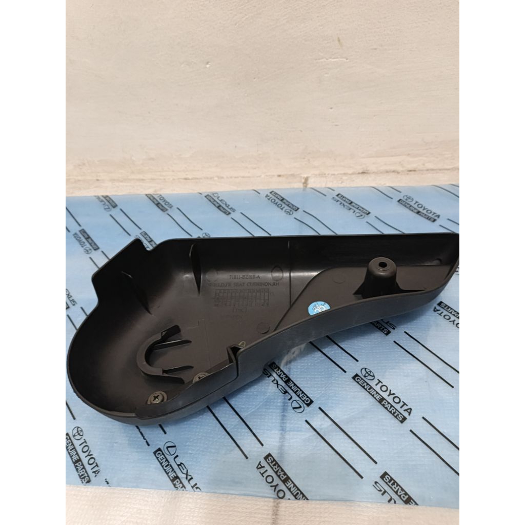 cover jok depan Avanza - xenia tahun 2004-2006 original