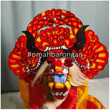 BARONGAN ANAK BAHAN KAYU HALUS DAN RAPIH