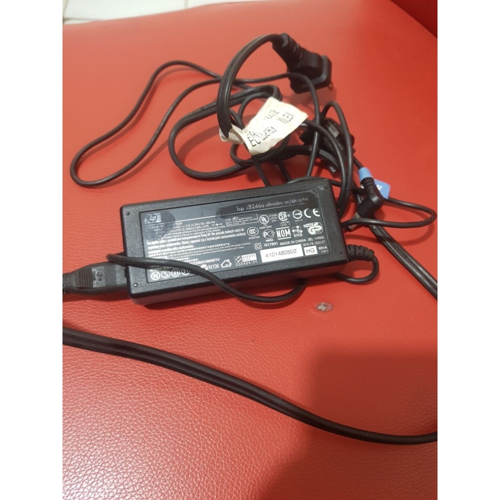 Adaptor Casan Cas Changer Laptop hp/Tosiba ori copotan