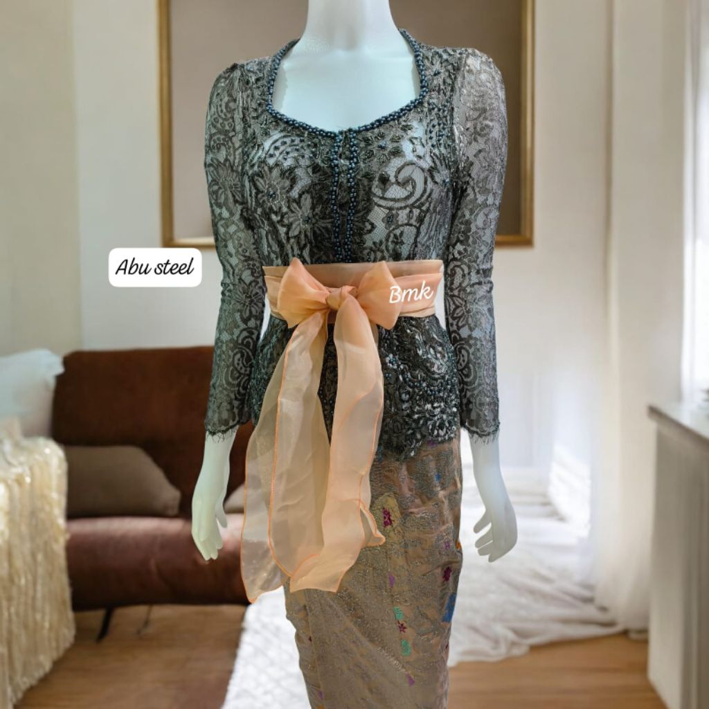 Kebaya Jadi Brokat Metalic Glossy Payet Lengan Panjang Model Terbaru