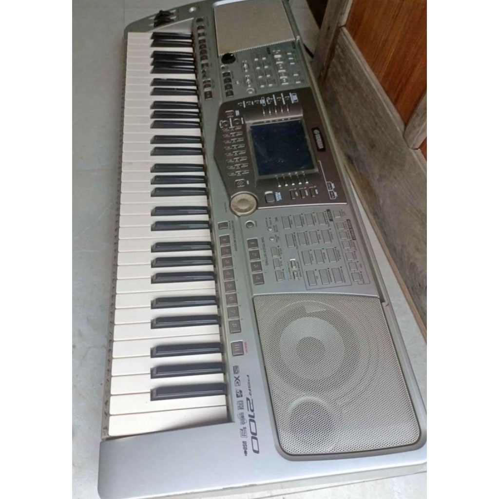 Keyboard Piano Yamaha PSR-2100 Mulus Normal Like New (Second/Seken)