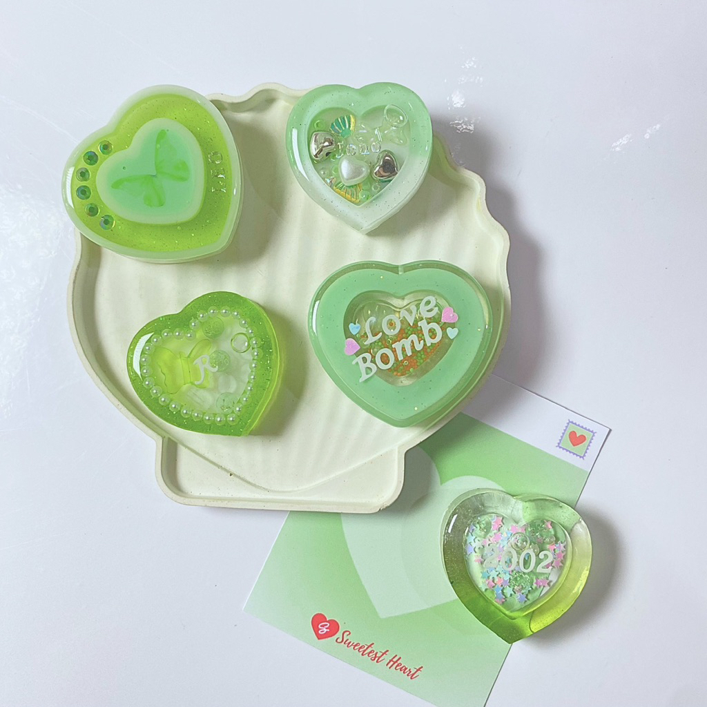 LOVELY HEART SHAKER KEYCHAIN (Green Ver)|Resin Shaker Keychain|Keyring green|Charm Shaker