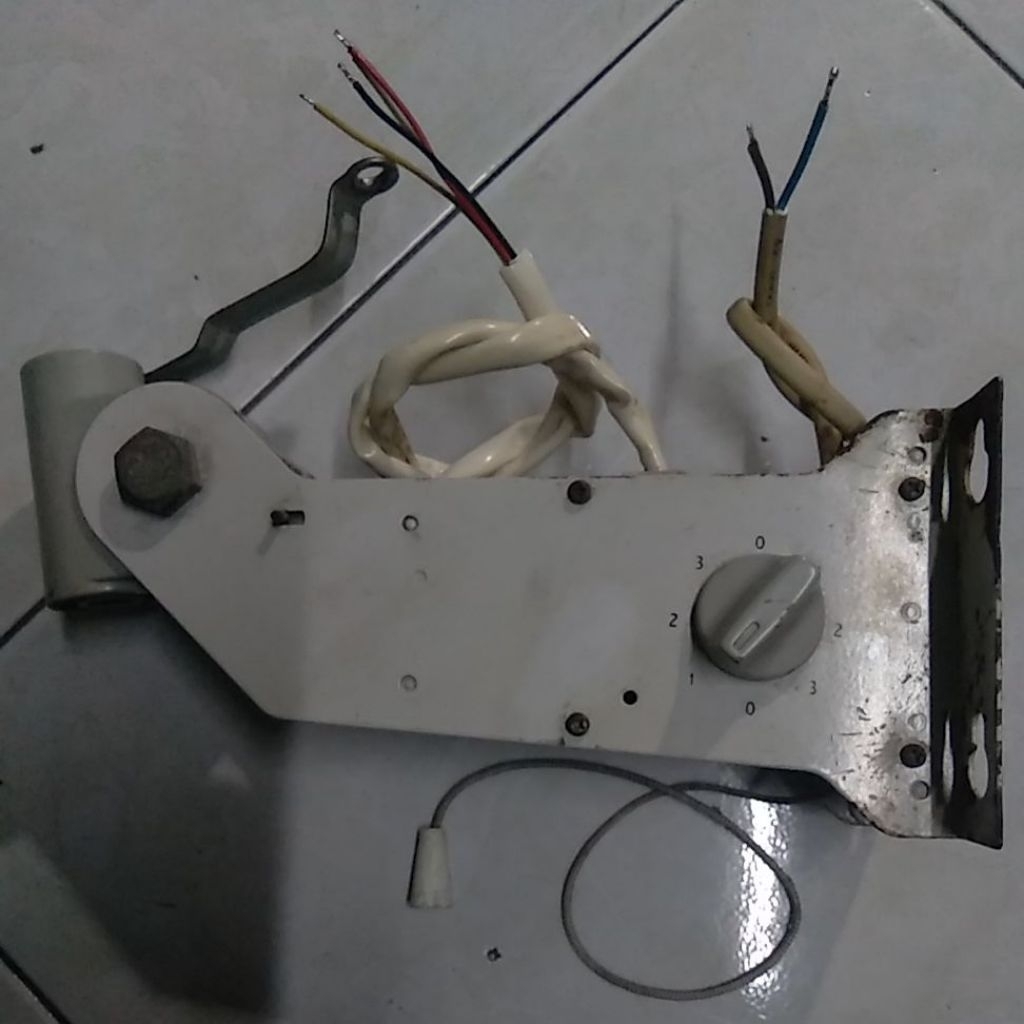 body kipas angin dinding Maspion 18 inch