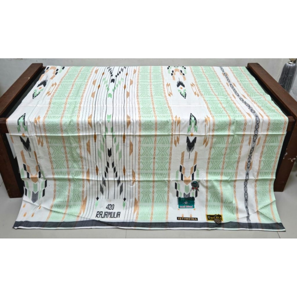 Sarung tenun sutra asli RAJA MULIA 420 EXCLUSIVE Songket timbul