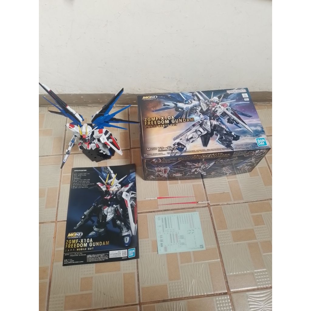 MGSD FREEDOM GUNDAM BANDAI (BEKAS)