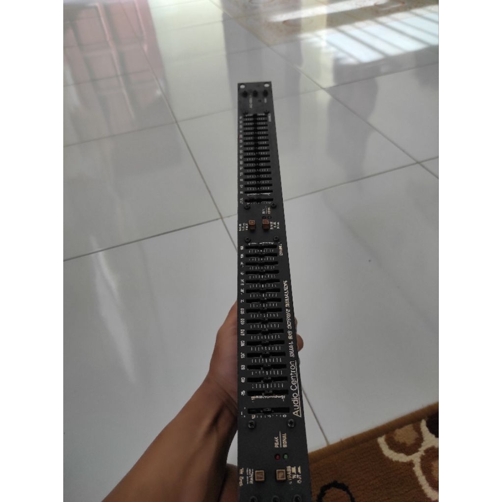 Equalizer audio centron second original USA