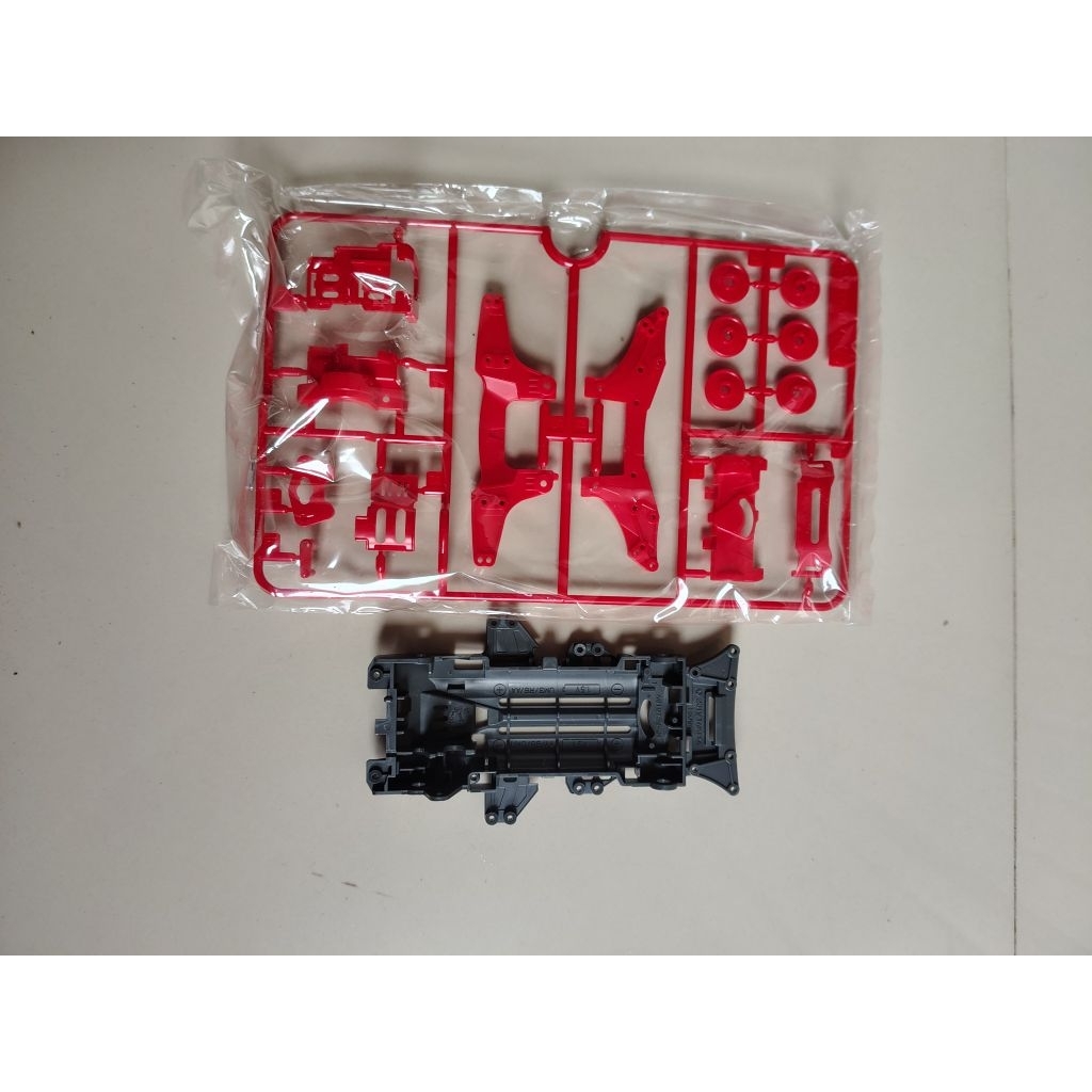 tamiya vz chassis grey + gear box red