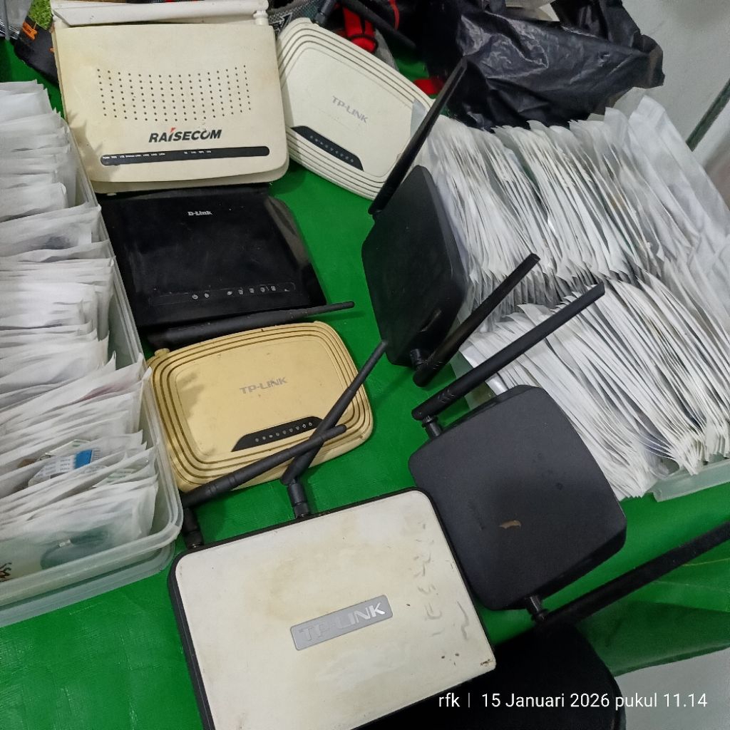 Router TP-Link D-Link