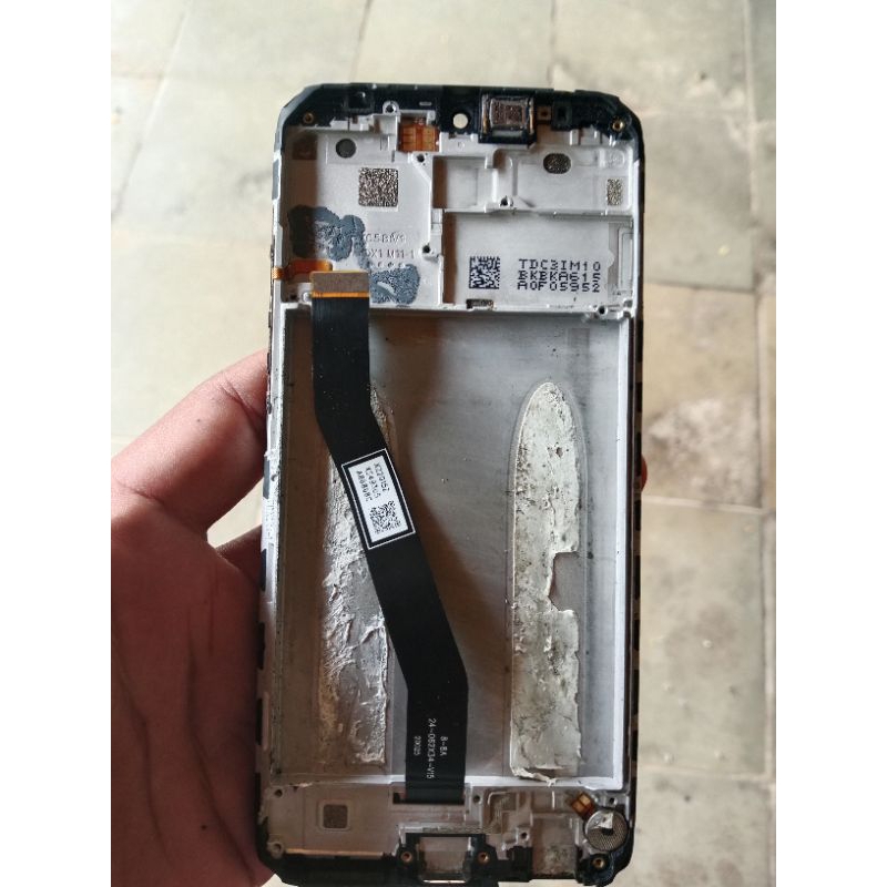LCD REDMI 8/8A MINUS RETAK MASIH BISA DIPAKAI