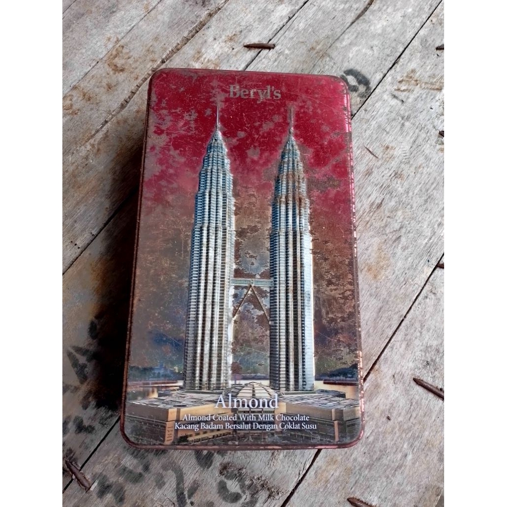 kaleng coklat Malaysia original jadul vintage