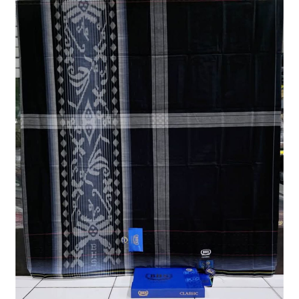 SARUNG BHS CLASSIC TKG HITAM MIX GOLD ORIGINAL