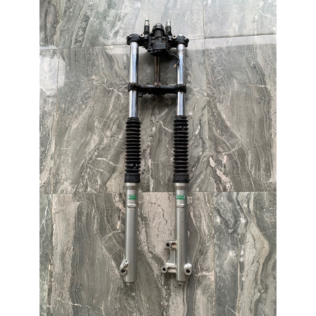 SHOCK DEPAN KLX TELE SIM 3 COPOTAN ORI SET SEGITIGA