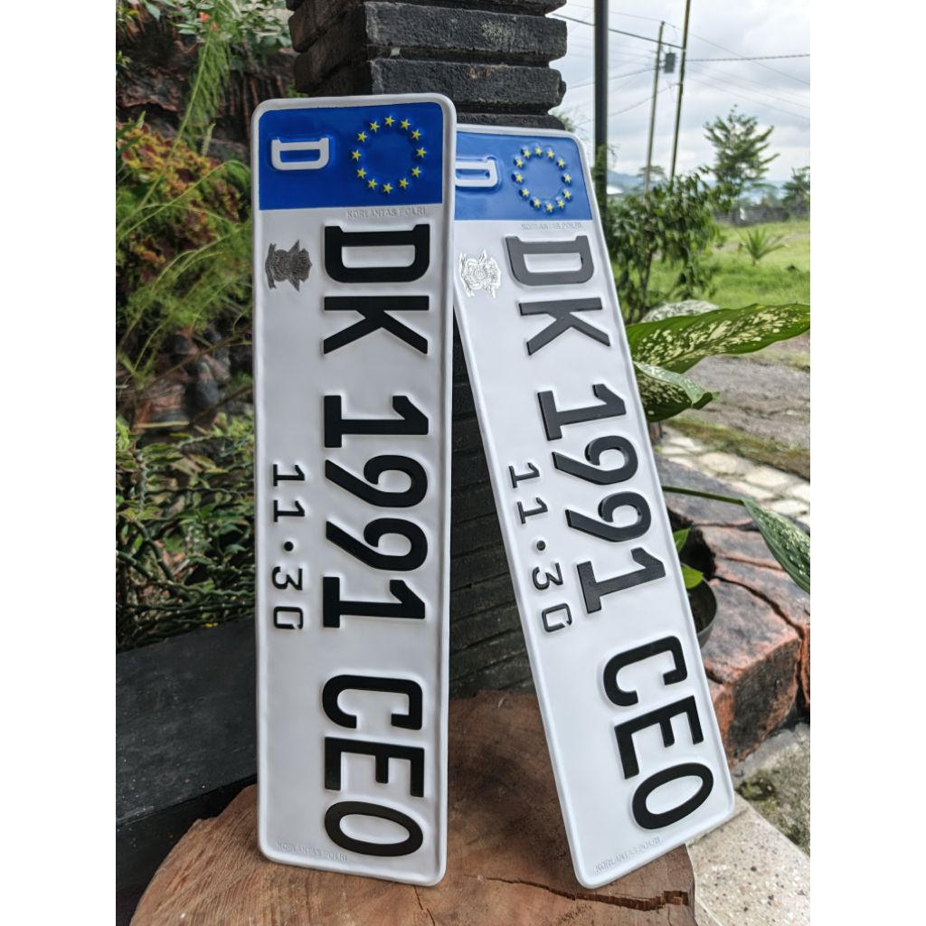 plat nomor mobil eropa, orisinil berlogo