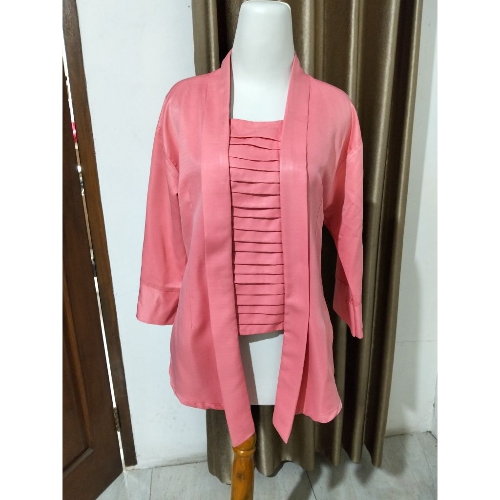 "PRELOVED " KEBAYA KUTU BARU PINK MUDA