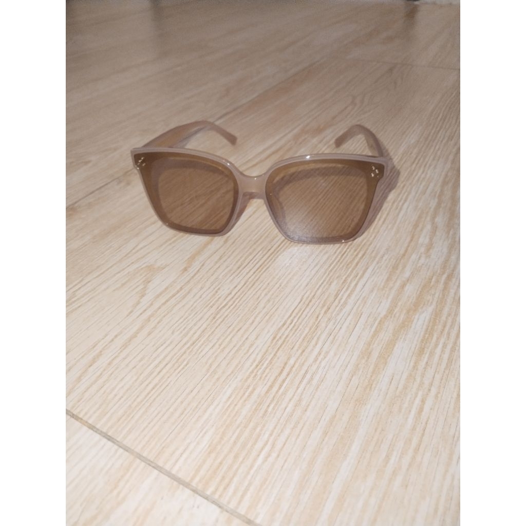 Kacamata GM Her Salem/Kacamata Hitam/Kacamata Pria dan Wanita/Gentle