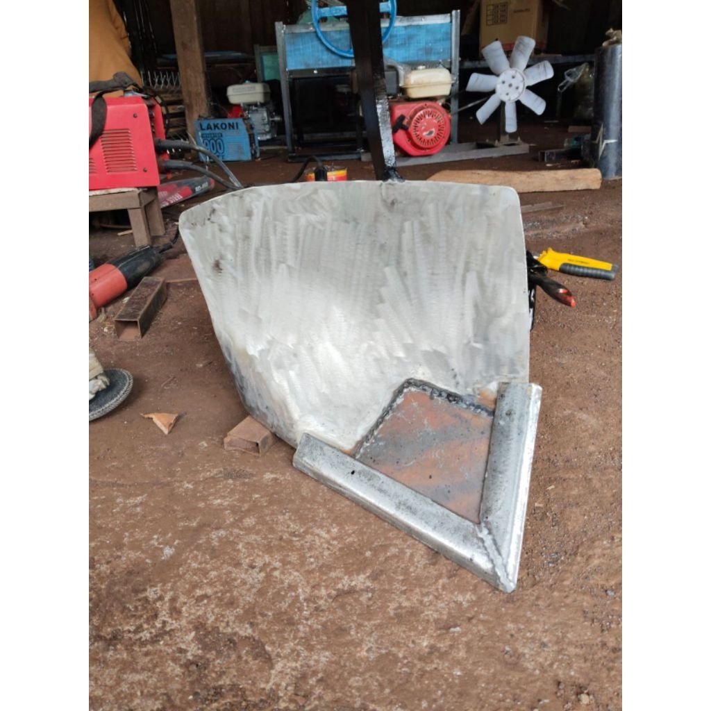 singkal stenlis anti lengket untuk tlaktor pembajak sawah