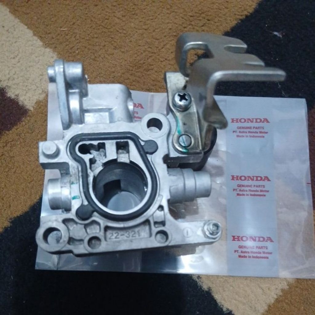 RUMAH TROTLE BODY HONDA GENIO SCOOPY 2021-2024 ORIGINAL