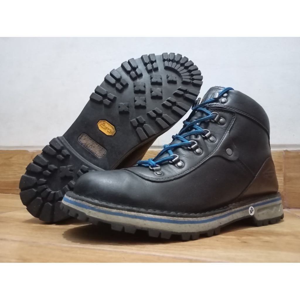 sepatu outdoor boots Merrell Sugarbush