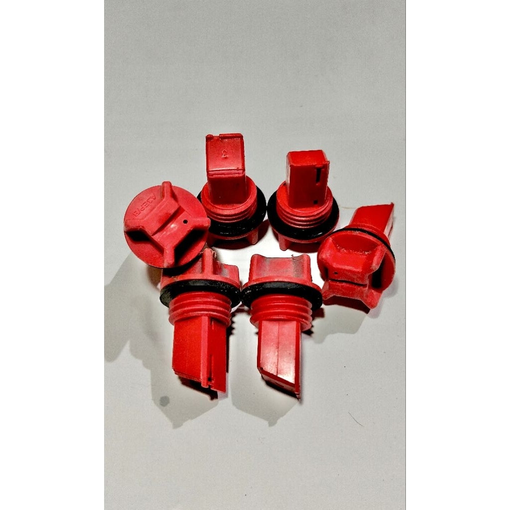 Tutup aki mobil Yuasa bekas *5000/1* N50 N5Z NS70 N70 55D23L