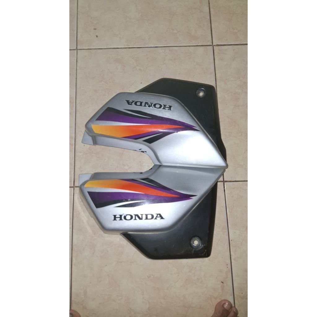 Tutup aki megapro hiu original