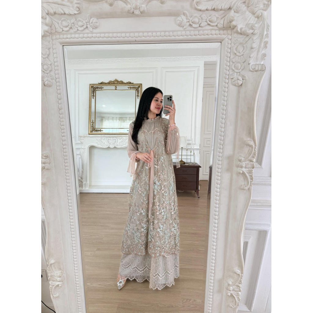 amrthelabel / obelia dress hijab / sage nude