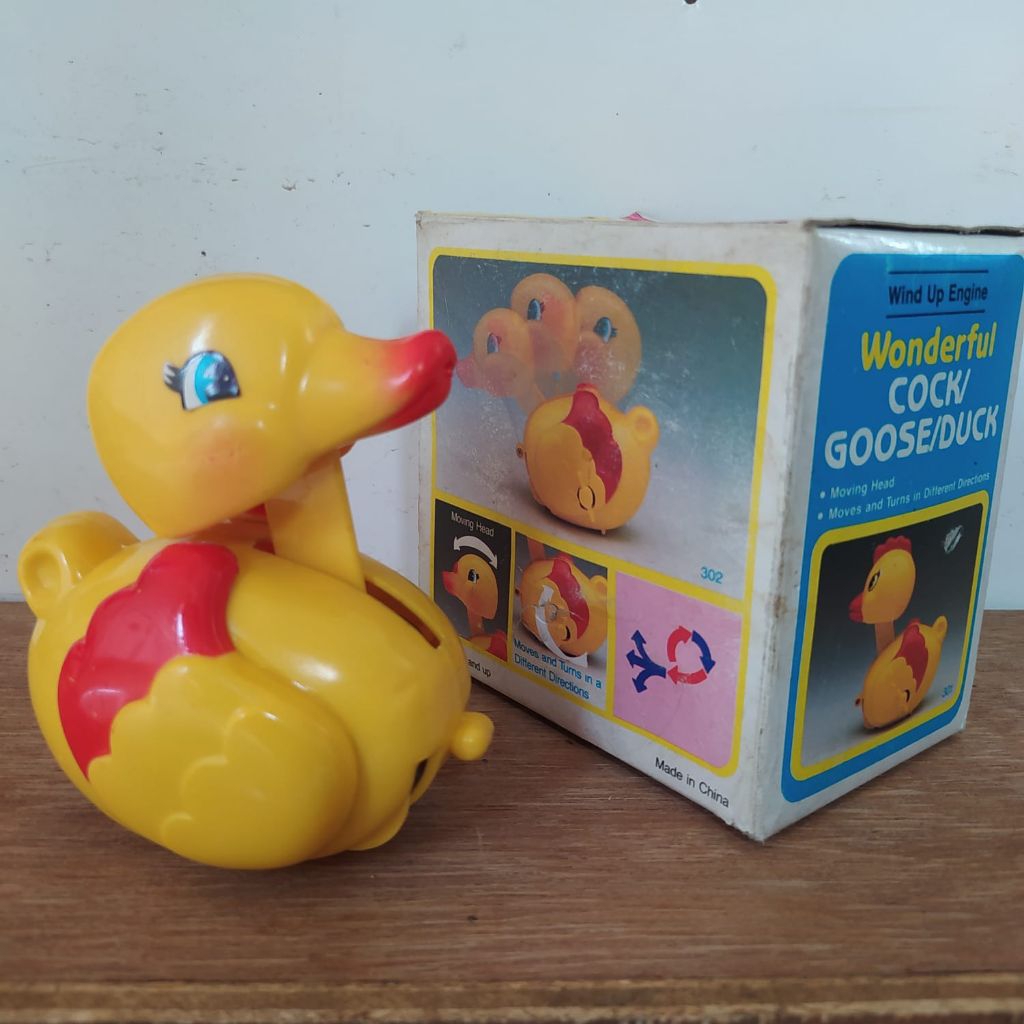 mainan jadul wind up wonderful duck