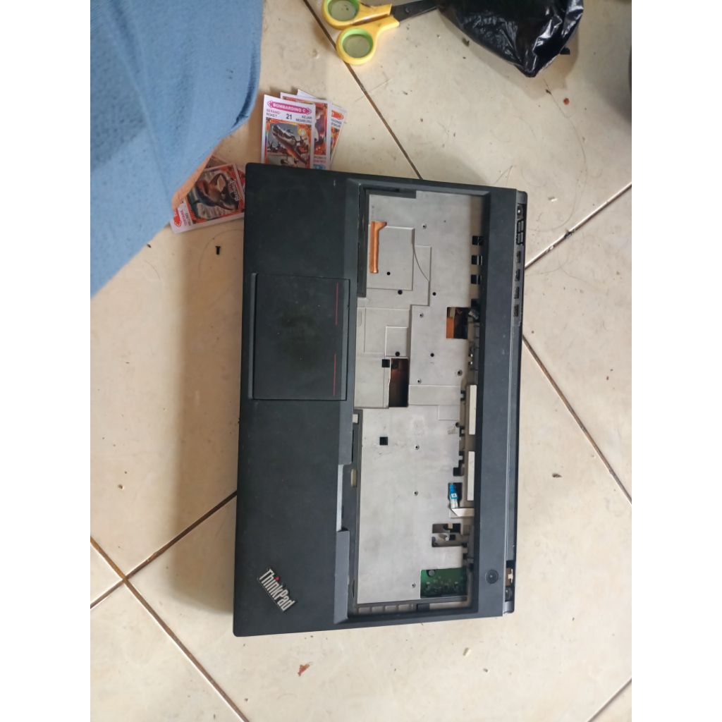 casing Thinkpad w541 t540
