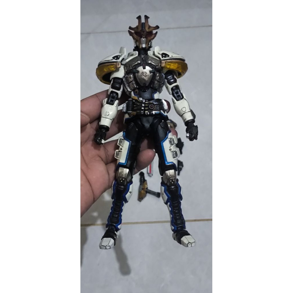 SIC Kamen Rider IXA