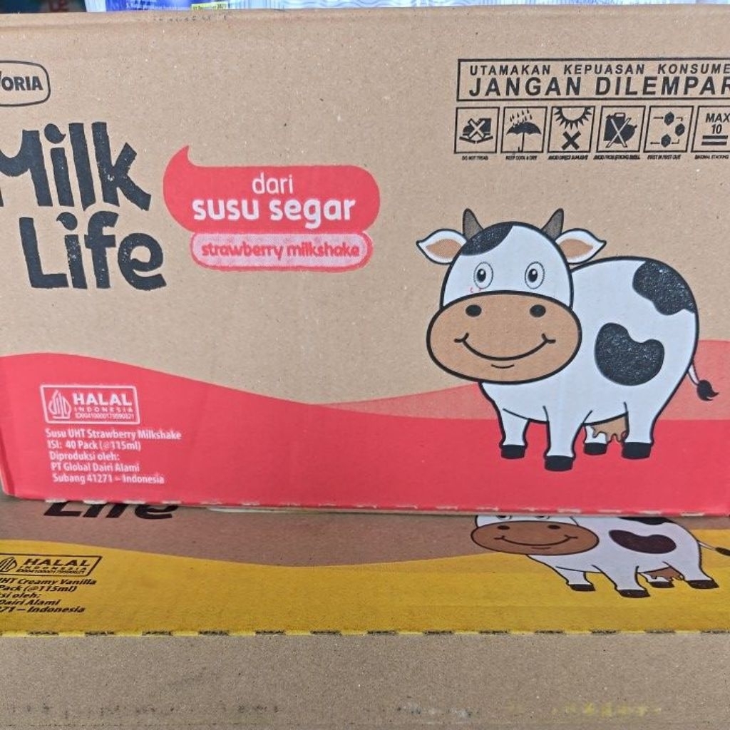susu milklife strawberi 115ml 1 dus