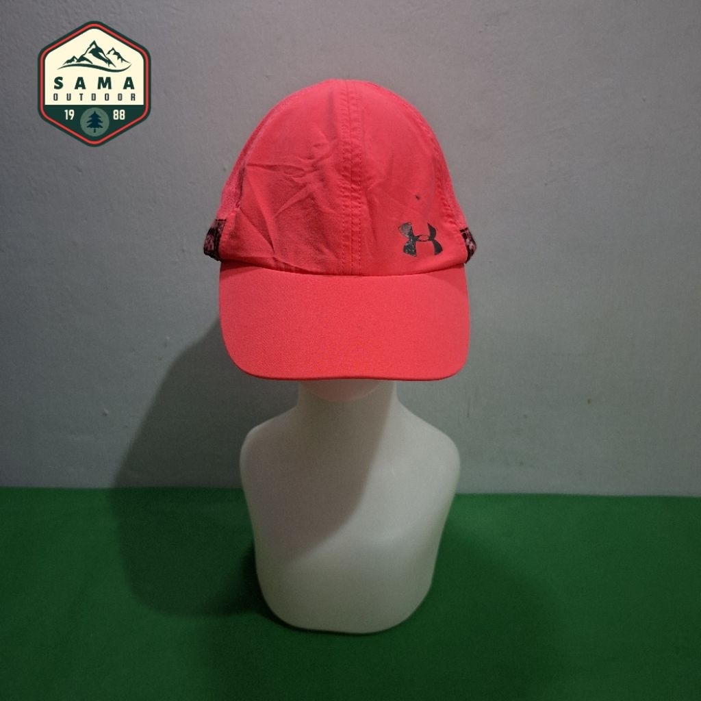 Topi Running Under Armor Women