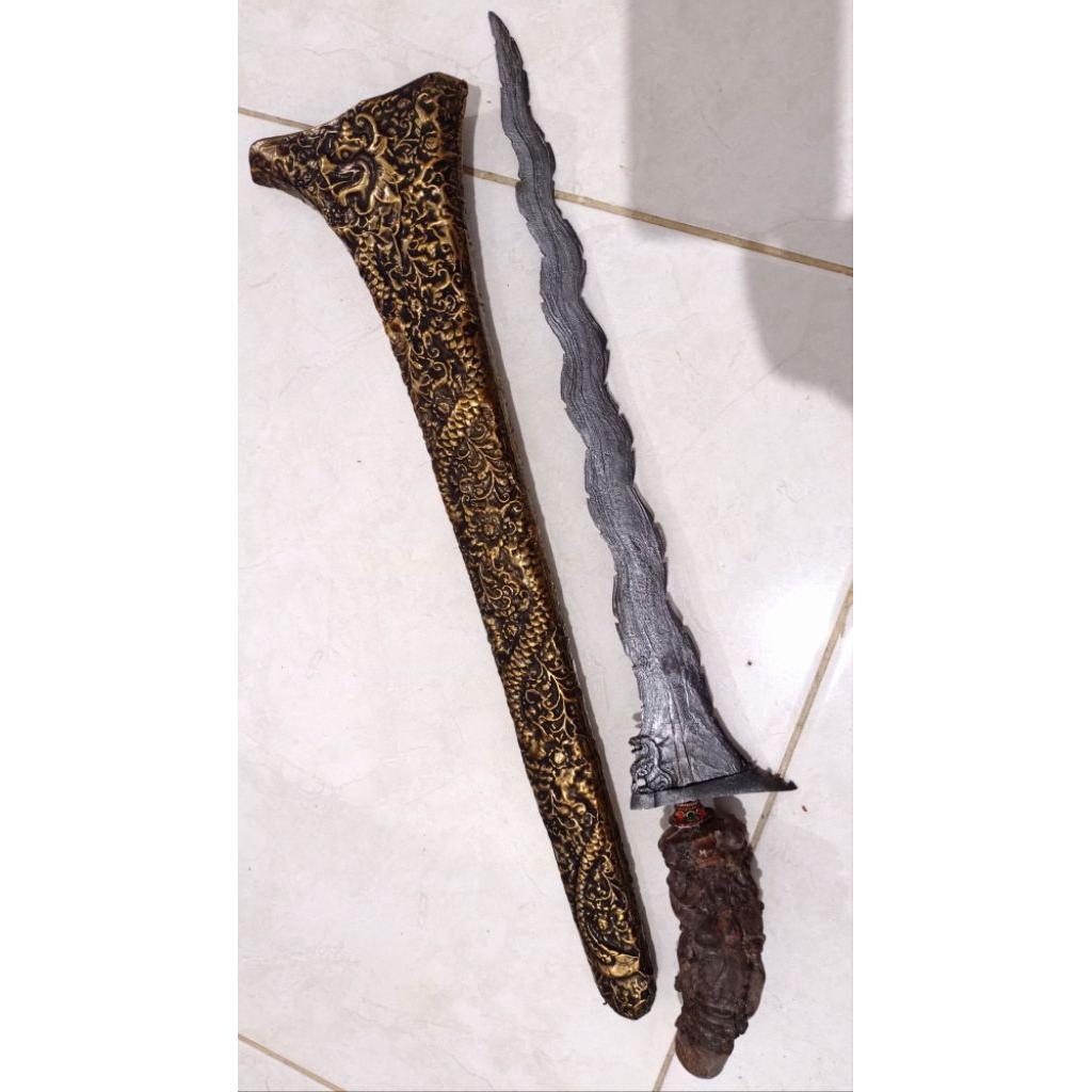 keris Bali pamor kulit semangka