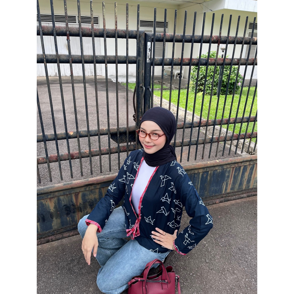 Outer Batik Wanita Kerja Modern Kekinian , Merpati Batik outer Navy