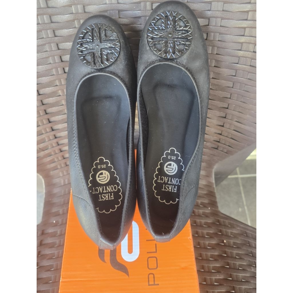 Sepatu first contact wedges wanita size 40 black