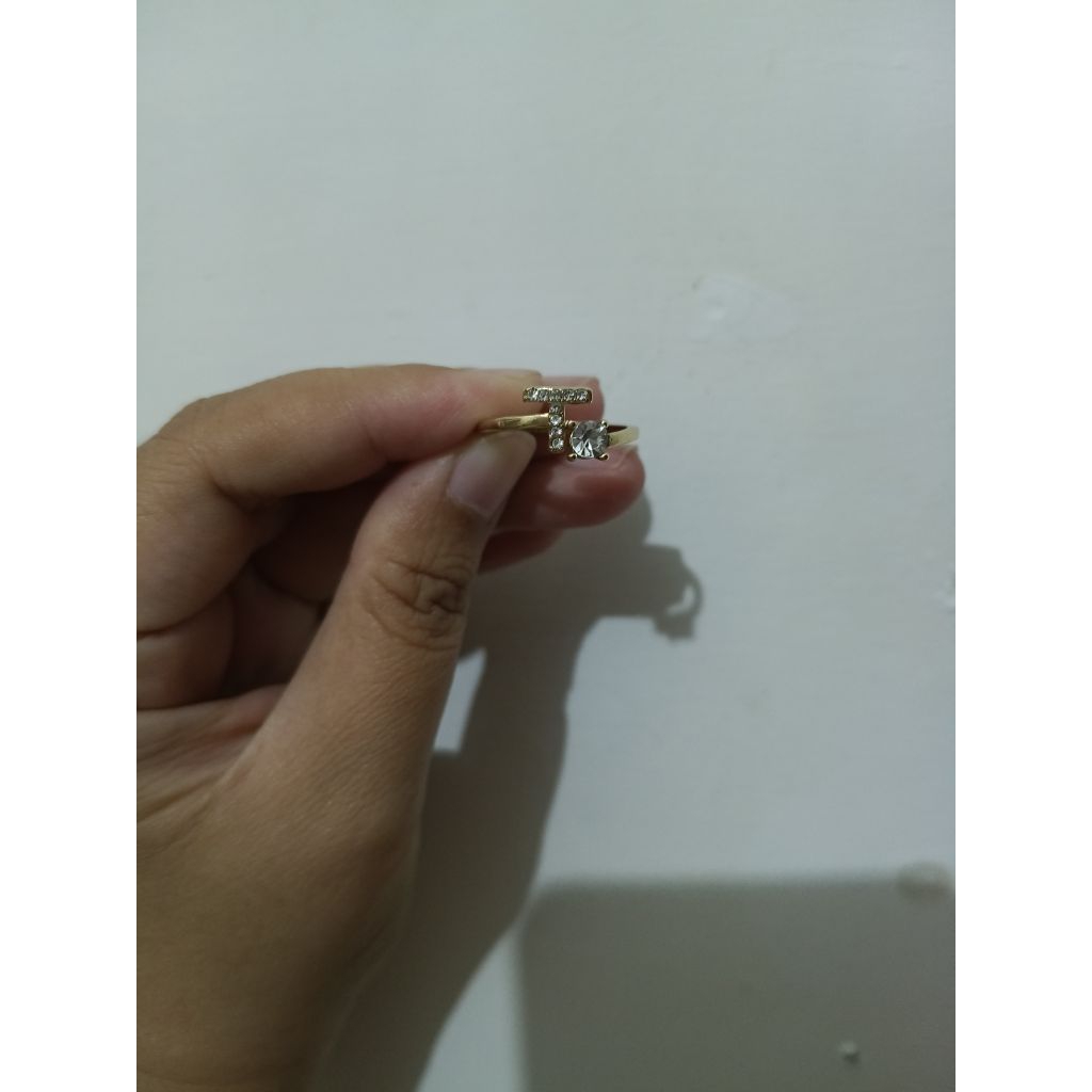 CUCI GUDANG Cincin Gold Huruf T
