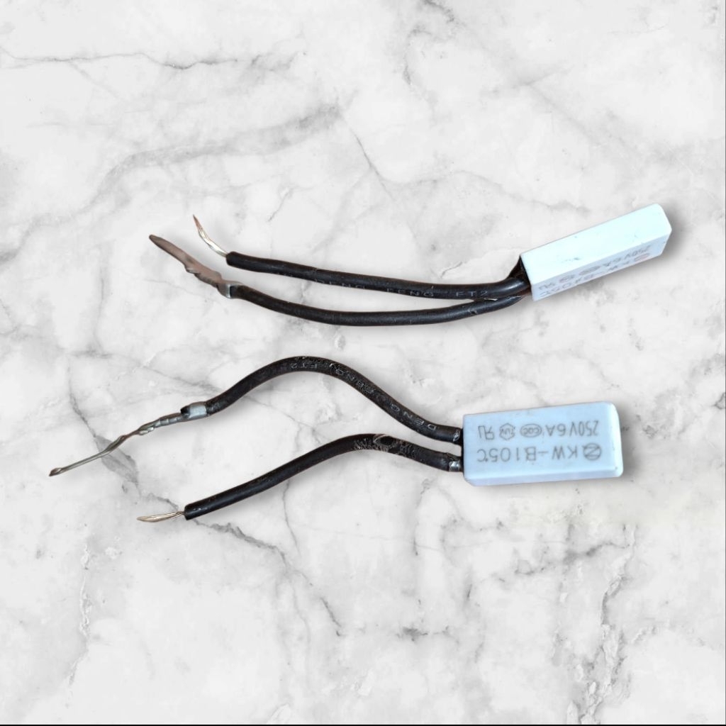 Fuse Blender Thermofuse AC SkringThermostat bimetal UMUM 105°C